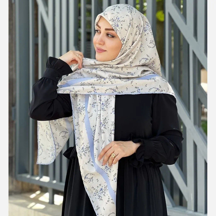 روسری نخی قواره بزرگ طرح گندم زمینه شیری