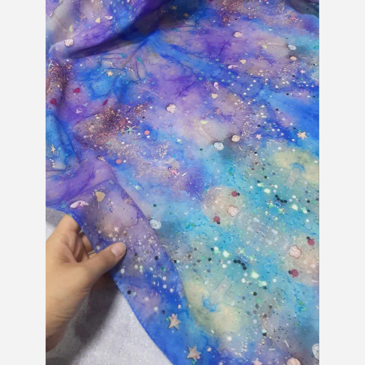 روسری نخ کاستوم طرح ساحل سایز 140 دور چرخ دوز