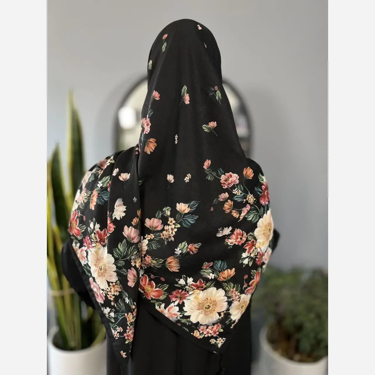 روسری سوپر نخ طرح گلابتون قواره 140 دوردوز منگوله دار تابستانه