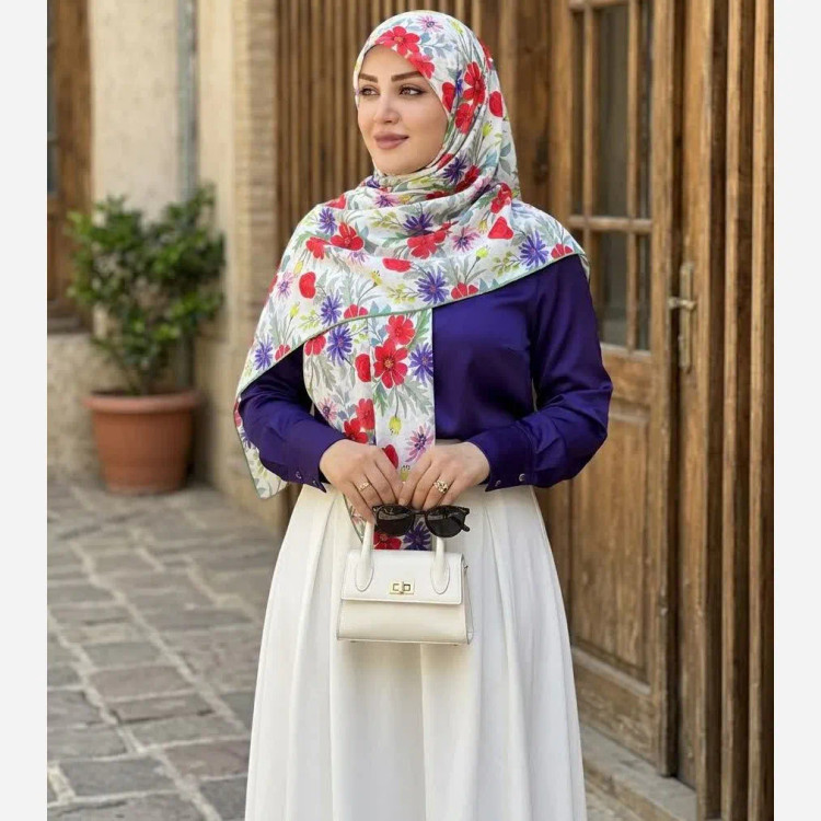 روسری مجلسی طرح گلناز قواره بزرگ 140 سانتیمتر نخ کاستوم سیتو