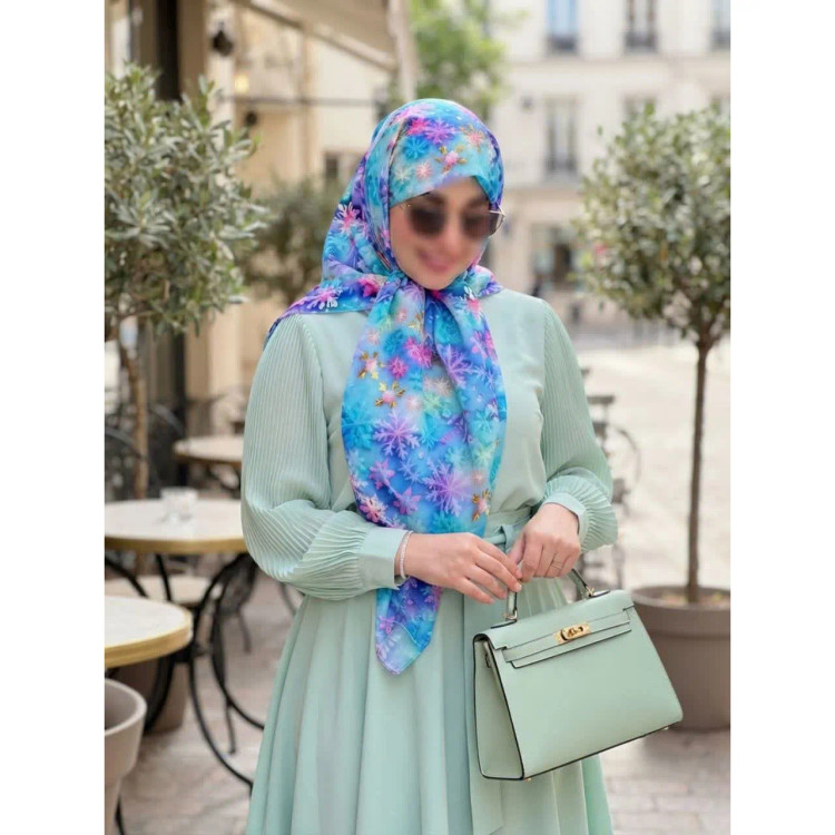 روسری نخی طرح بارلین قواره 140 زنانه آبی پاستیلی